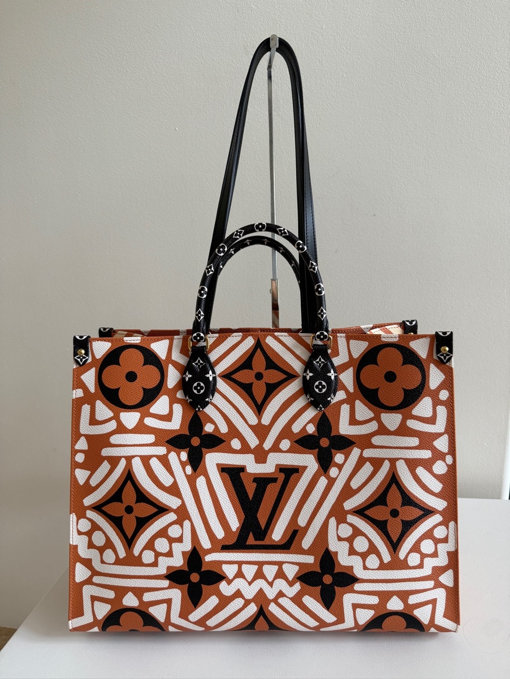 LOUIS VUITTON Onthego GM Crafty Monogram Giant Tote Handbag Bag